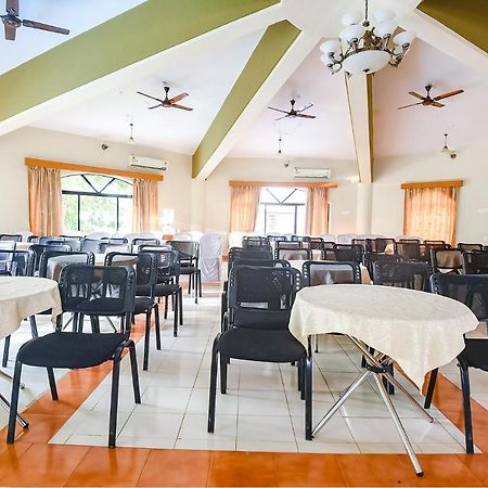 Fabhotel Prime Tanjo Highland With Pool - 500M From Calangute Beach Candolim Extérieur photo