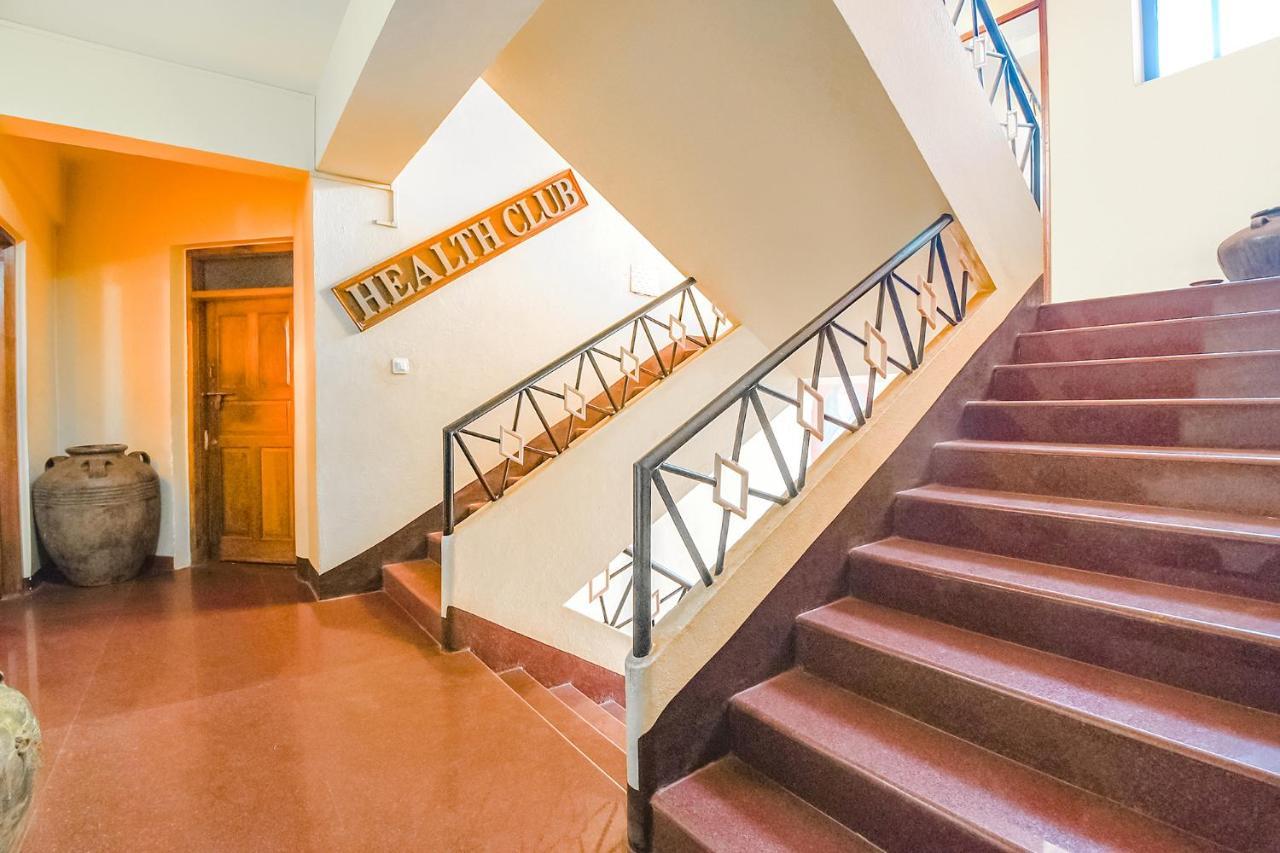 Fabhotel Prime Tanjo Highland With Pool - 500M From Calangute Beach Candolim Extérieur photo